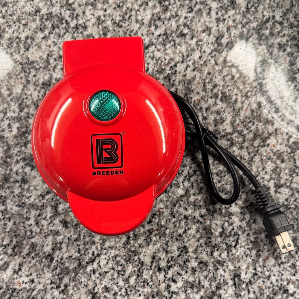 Breeden Red Mini Waffle Maker *New*
